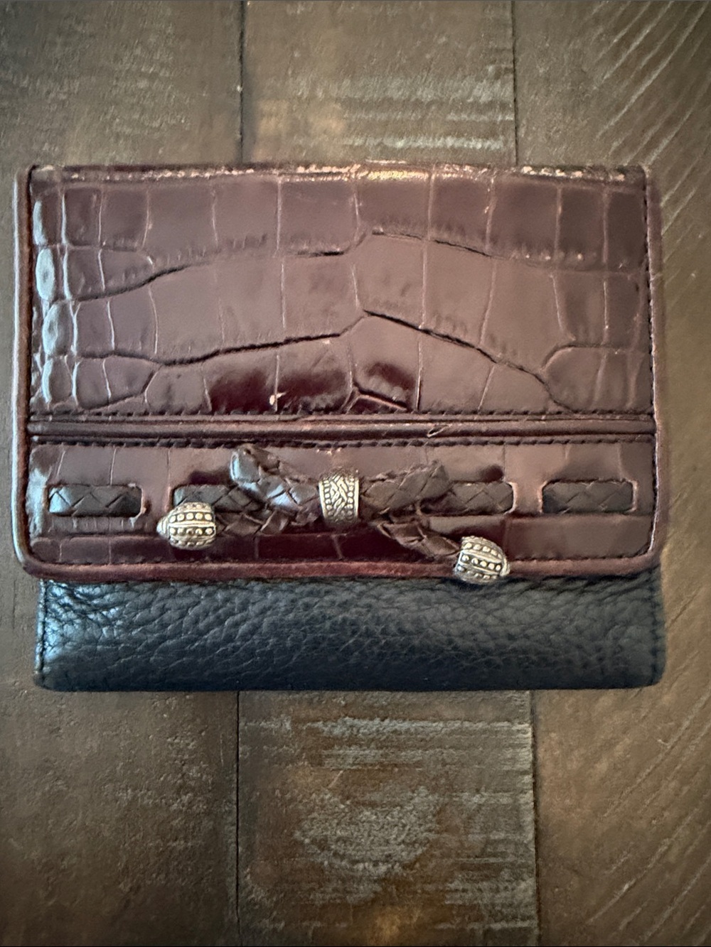 Brighton Vintage Brown & Black Pebbled Leather Wallet with Embossed Script